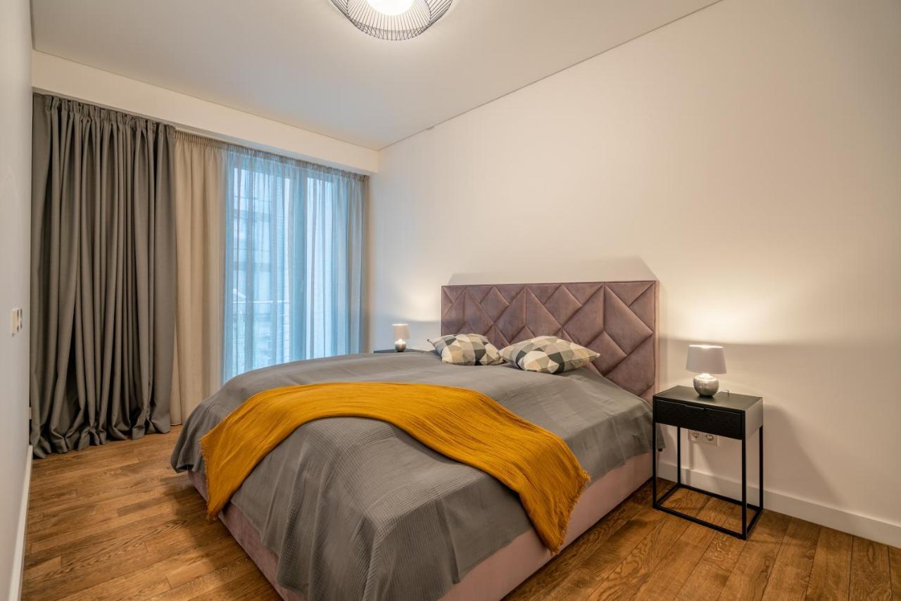 Easyrooms Dzirnavu Riga Exterior foto