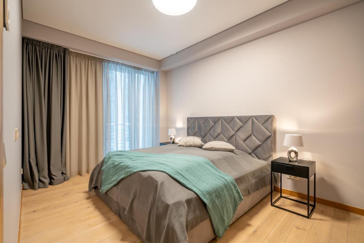 Easyrooms Dzirnavu Riga Exterior foto